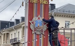 Белгород начали украшать ко Дню Победы