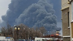 В Белгороде продолжается тушение пожара на нефтебазе