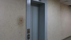 В Старом Осколе обновили лифтовое оборудование в 12 МКД