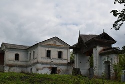 Белгородский фермер восстанавливает заброшенную усадьбу в Старооскольском округе