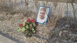Цветы и фотопортрет появились на месте гибели белгородца во время обстрела ВСУ 2 января