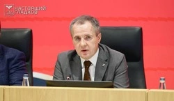 Гладков поручил создать алгоритм для федвыплат белгородцам без прописки в приграничье 