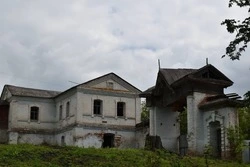 Белгородский фермер восстанавливает заброшенную усадьбу в Старооскольском округе