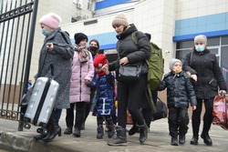 Беженцев из ЛДНР не будут размещать в  белгородских школах 