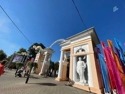 Жители Белгорода пожаловались на курьеров-скутеристов в Центральном парке
