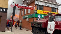 В Белгородской области загорелся магазин детских товаров