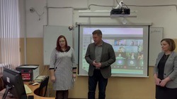 «Создаются равные условия»: мэр Белгорода проверил организацию смешанного обучения в городской школе
