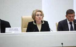 Безработные должны платить по 45 тысяч рублей в год за ОМС, заявили в Совфеде РФ