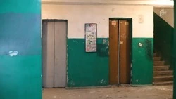 Гладков рассказал о планах по замене почти двух тысяч лифтов в МКД в ближайшие четыре года 