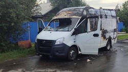 Двое мужчин ранены при ударе дрона ВСУ по «ГАЗели» в Белгородском районе 