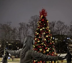 Губернатор Гладков поручил усилить контроль за безопасностью белгородцев в новогодние праздники