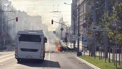 Трое человек ранены в результате ударов беспилотников ВСУ по центру Белгорода 