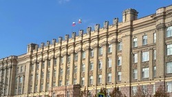 Замгубернатора и росгвардеец пострадали при атаке беспилотника ВСУ на белгородское правительство