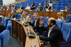 Оклад мэра Белгорода могут увеличить до 44 265 рублей