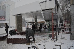 Монтаж остановки «Свято-Троицкий бульвар» в Белгороде закончат до 31 декабря