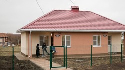 Губернатор Гладков поручил устранить брак в 22 домах для многодетных семей до 30 апреля