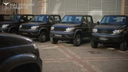 Губернатор Гладков передал подразделению «БАРС-Белгород» девять автомобилей повышенной проходимости