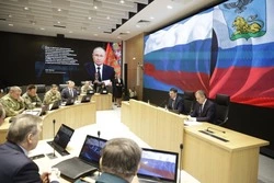 Полпред по ЦФО заслушал доклад губернатора Гладкова об обеспечении Белгородской области генераторами