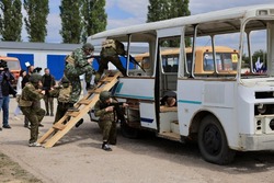 Председатель правления «Движение первых» Артур Орлов посетил Белгородскую область