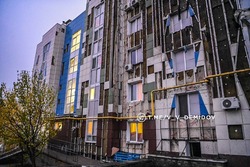Жители двух квартир пострадавшего в Белгороде от атаки дрона МКД переехали в ПВР