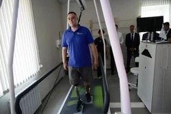 Белгородские ветераны СВО получили специальную адаптивную одежду