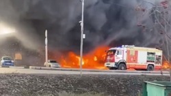 Сильный пожар произошёл в ТЦ под Белгородом