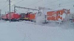 Из-за ледяного дождя в Белгородской области задержали пять междугородних поездов
