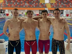 Белгородец установил юношеский рекорд мира по плаванию в составе сборной России