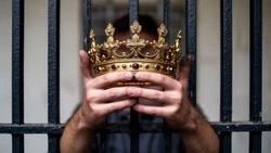 Назвавший себя «князем» белгородец сядет в тюрьму на два с половиной года за создание секты