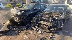 При столкновении двух легковушек и «ГАЗели» в центре Белгорода обошлось без пострадавших