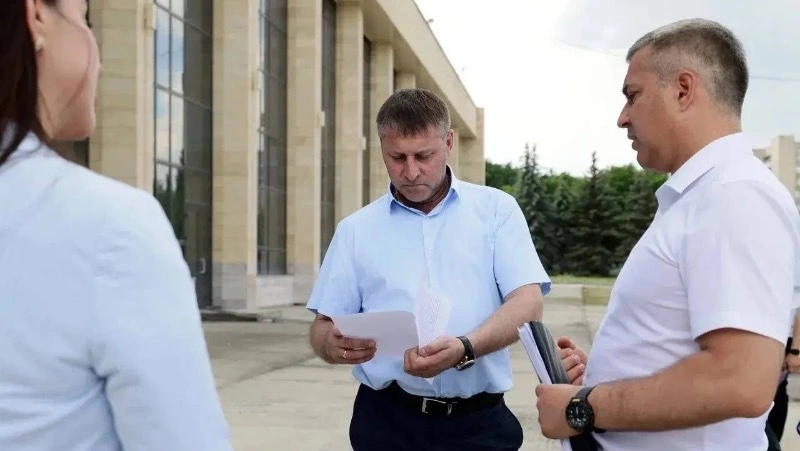 Александр Шуваев посетил Старооскольский округ с рабочим визитом 