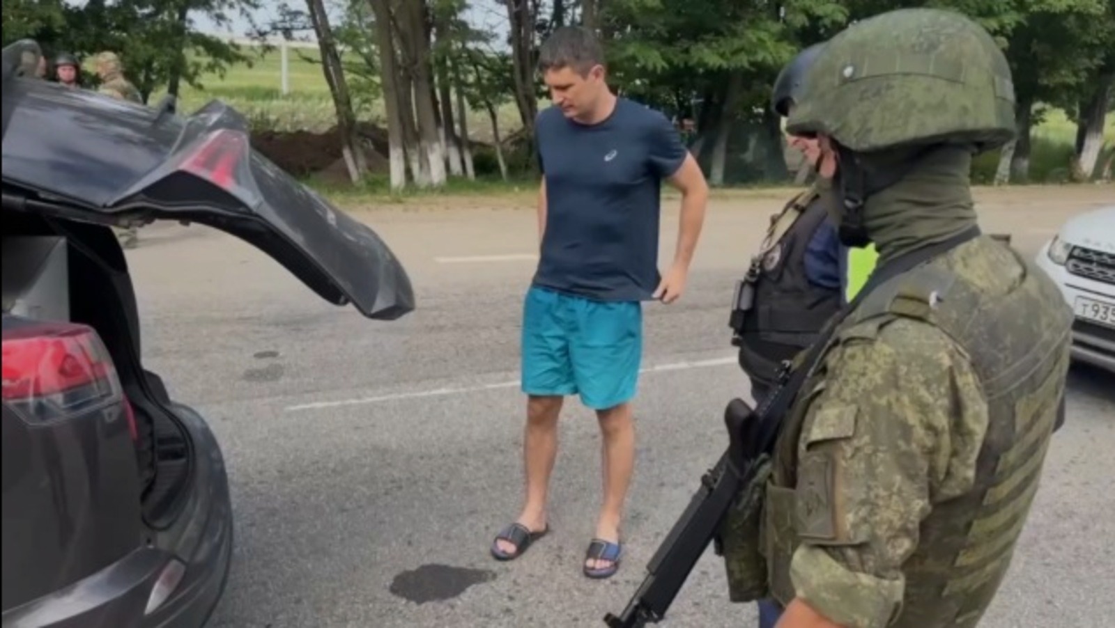 Военная полиция начала патрулировать Шебекино и Новую Таволжанку