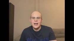 «Возьми телефон, детка!»: как рэпер «Токсис» стал новым мемом рунета