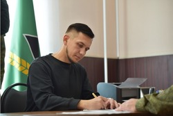 Стали известны имена ещё четырёх губкинских чиновников, вступивших в «Барс-Белгород»