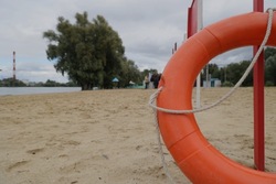 Белгородские пляжи в приграничных районах обеспечат укрытиями из мешков с песком 