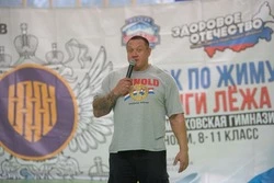 Известный тяжелоатлет Михаил Кокляев приехал в Белгород