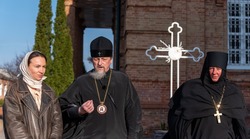Звуки взрывов на фоне песнопений: как живут монахини женского монастыря в белгородском приграничье