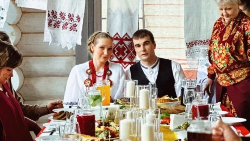Торжество с русским колоритом: как педагоги из Белгорода сыграли традиционную свадьбу на телевидении
