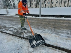 Жителям Белгорода предложат оценить работу коммунальных служб по уборке снега зимой