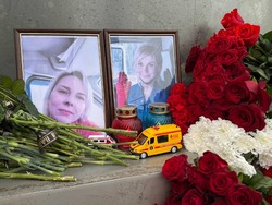 В Белгороде похоронили погибших в ДТП фельдшеров