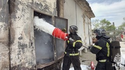 В районе Цемзавода в Белгороде сильный пожар