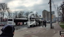 Автобус на проспекте Богдана Хмельницкого в Белгороде потушен