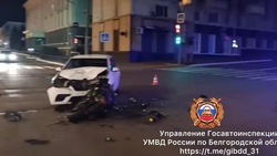 В ДТП в центре Белгорода пострадали 22-летняя девушка и 21-летний парень