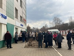 600 жителей Краснояружского района получили помощь волонтёров, сообщил Гладков