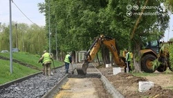 В Старом Осколе благоустраивают набережную реки Осколец