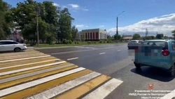 Две восьмилетние девочки попали под колёса иномарки в Белгороде 