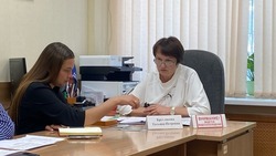 «Она болела душой за нас»: белгородка просит вернуть уволившуюся главу Никольского