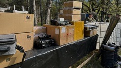 Вячеслав Гладков: депутаты отвезли 10 тонн гуманитарной помощи белгородским бойцам в ЛНР