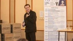 Сергей Безруков отсудил у белгородки 203 тысячи рублей за продажу масок с его изображением