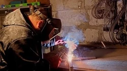 Житель Красненского округа на средства соцконтракта закупил оборудование для сварочных работ